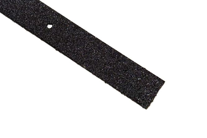 Huvudbild Halkskydd, svart, platt, längd 300 cm m/skruvhål